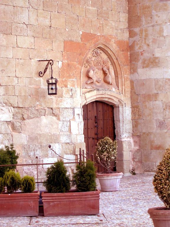 Posada Real Castillo Del Buen Amor Topas Ngoại thất bức ảnh