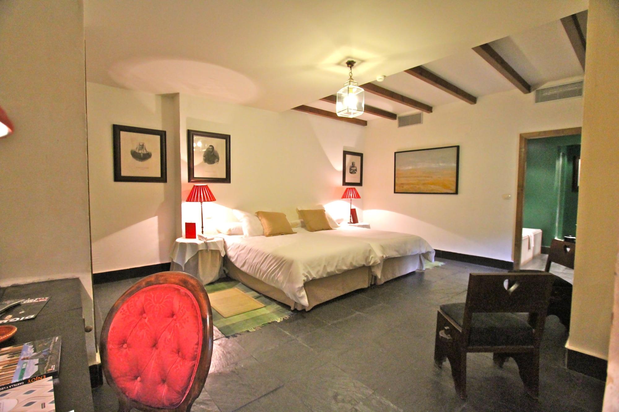 Posada Real Castillo Del Buen Amor Topas Ngoại thất bức ảnh