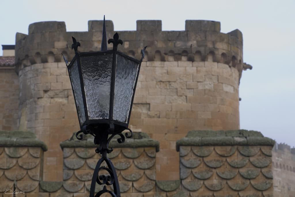 Posada Real Castillo Del Buen Amor Topas Ngoại thất bức ảnh