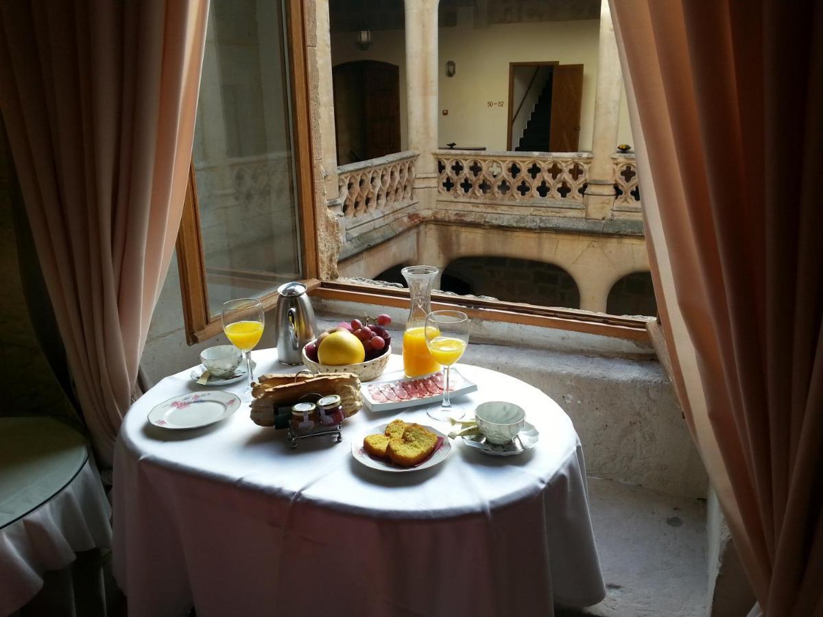 Posada Real Castillo Del Buen Amor Topas Ngoại thất bức ảnh